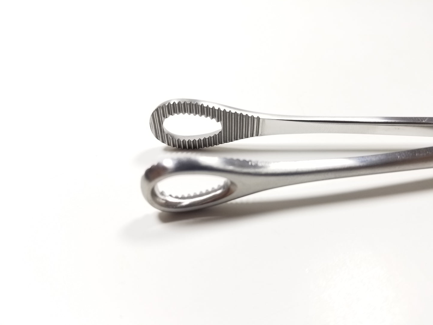 Sponge Hemostat Forceps